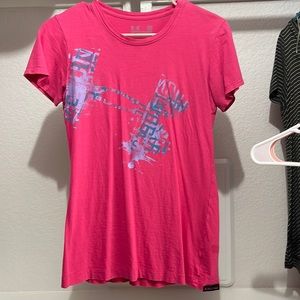 Under armour size small t shirt